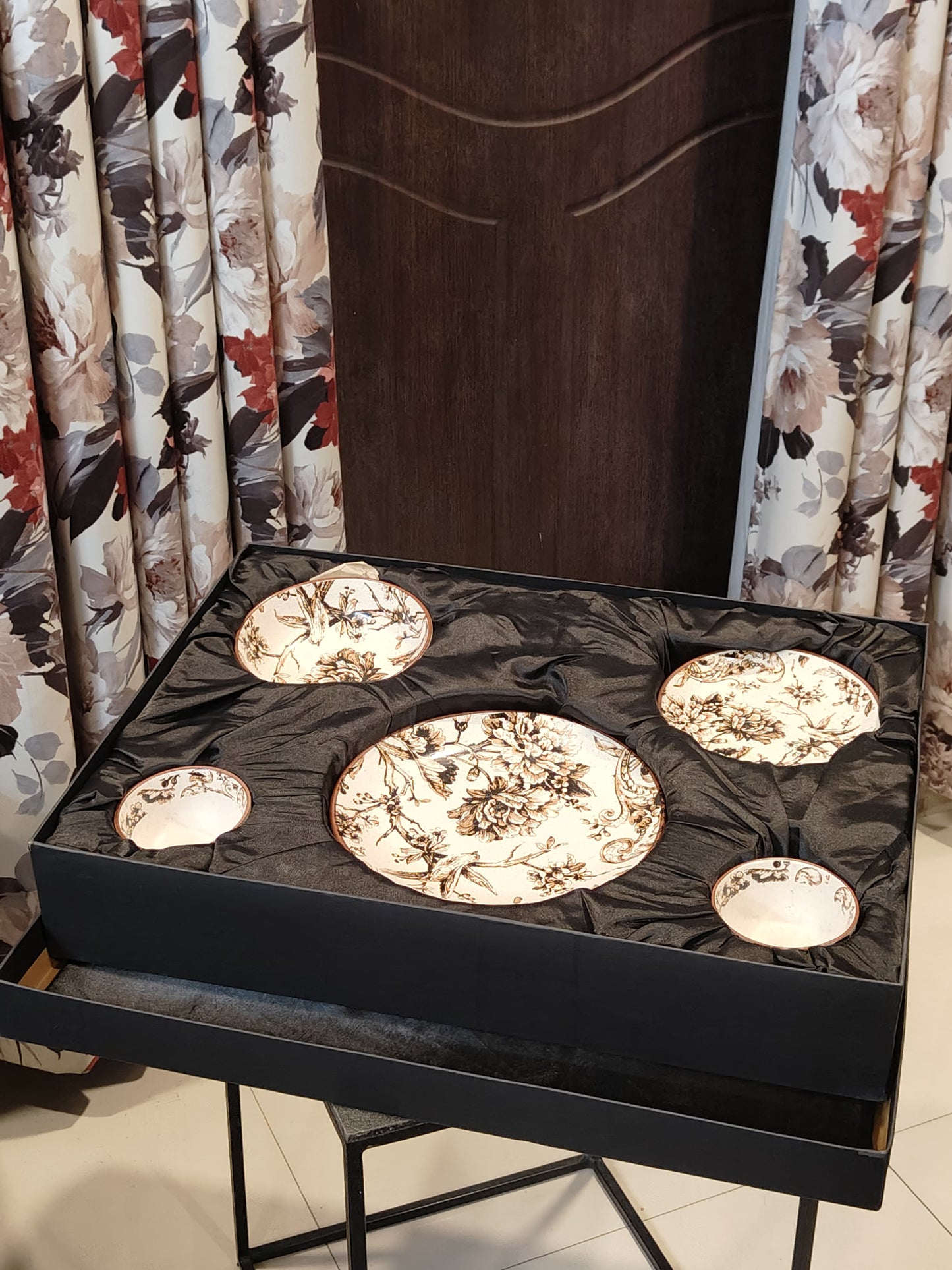 Adelaide Brown Dinner Set 14 Pcs